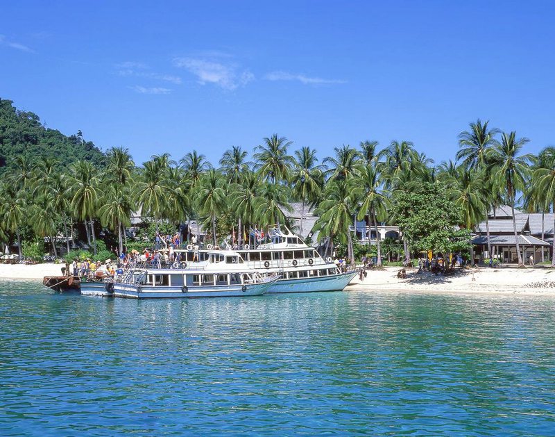 Krabi Ferry Cruise: Explore the Coast