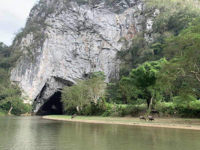 paisaje de lago ba be