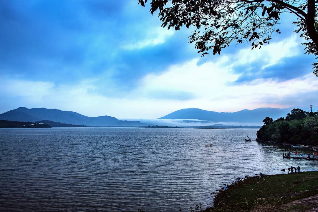 Lak Lake in the afternoon