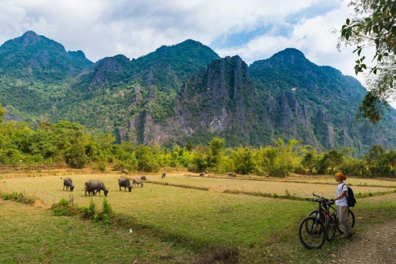 Enjoy the magnificent landscapes of Laos by bike