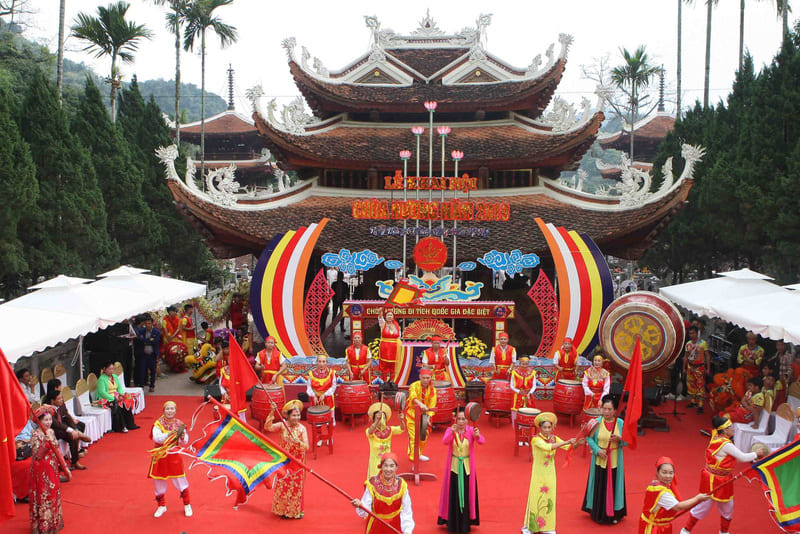 festival de la pagoda del perfume