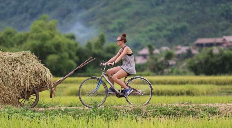 biking around mai hich