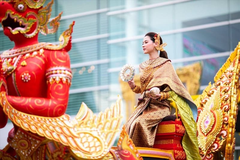 nang songkran