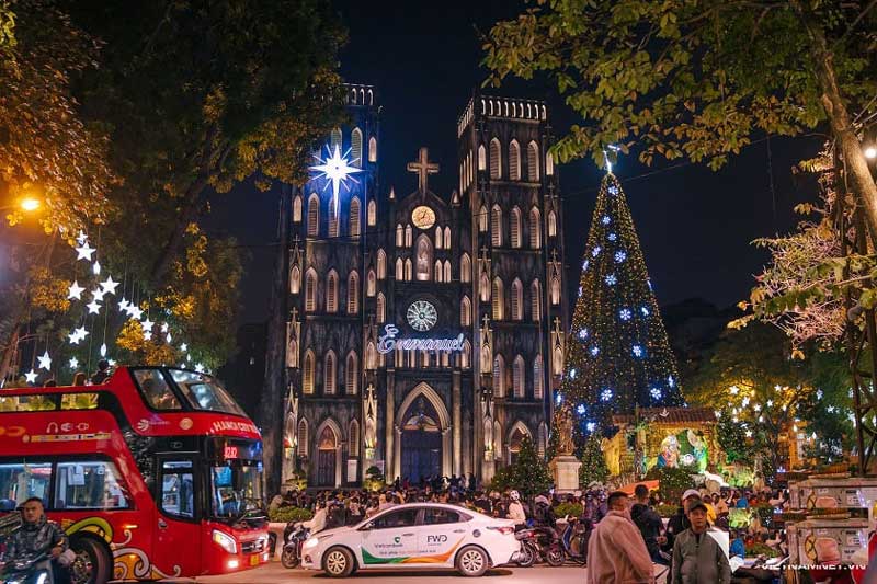 navidad vietnam catedral en hanoi