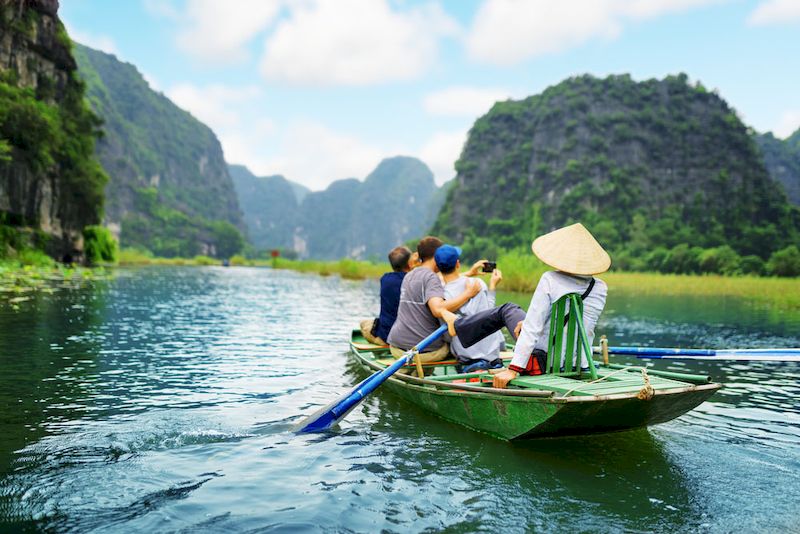 paseo en barco por tam coc