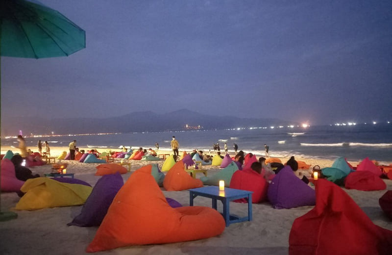 Danang is really a pleasant city with a lively and varied nightlife