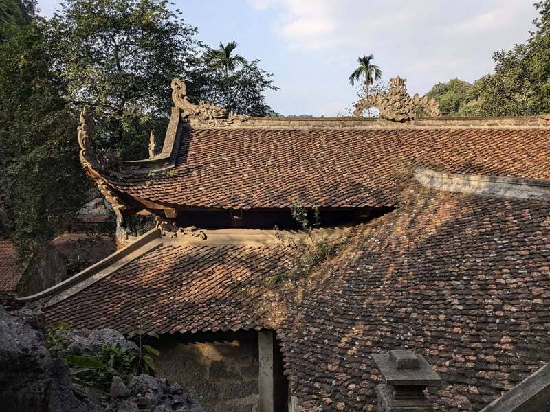 arquitectura de pagoda bich dong