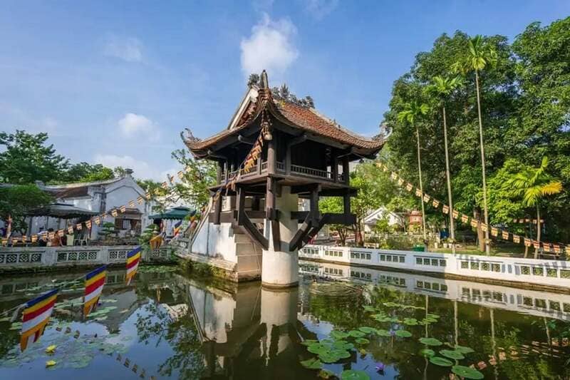 pagoda del pilar unico en mausoleo ho chi minh