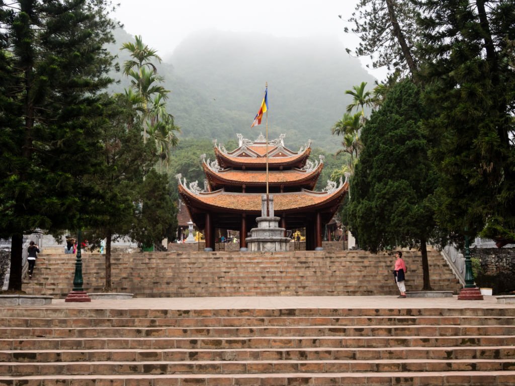 pagoda del perfume en hanoi