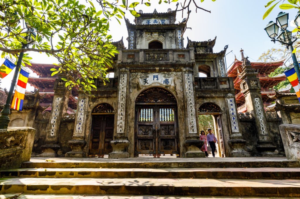 You can visit the Pagoda del Perfume at any time of the year