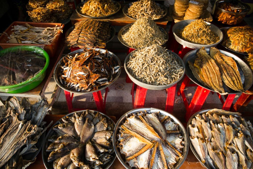 Dried seafood at Duong Dong market