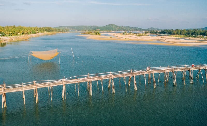 The Ong Cop Bridge is the longest wooden bridge in Vietnam