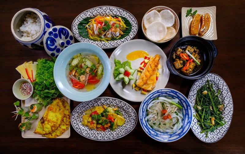 platos en hoa hien restaurant