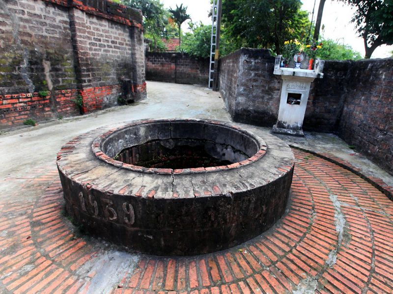 pozo antiguo en duong lam