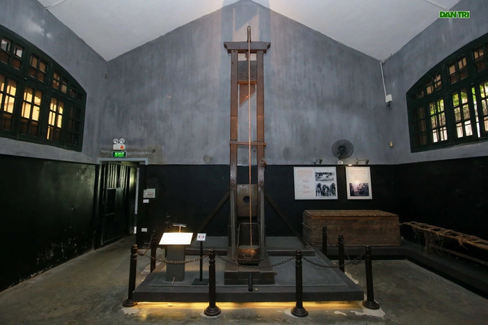 guillotina en prisión hoa lo