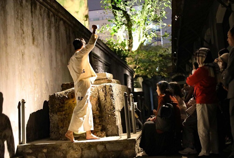 tour nocturno en prisión hoa lo