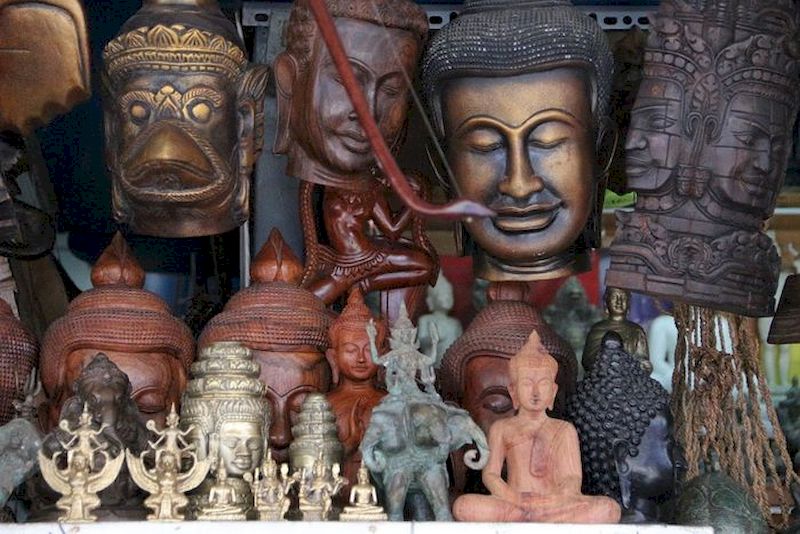Artesanía escultórica en Camboya