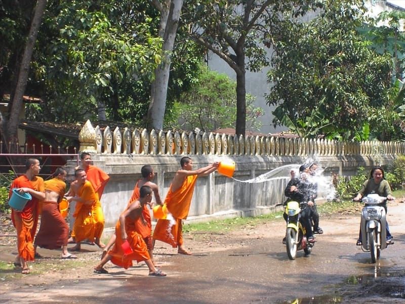 pi mai lao en vientiane