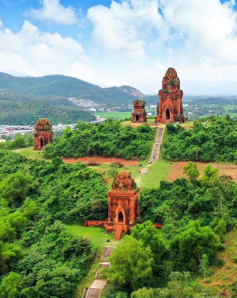 arquitectura de champa en quy nhon