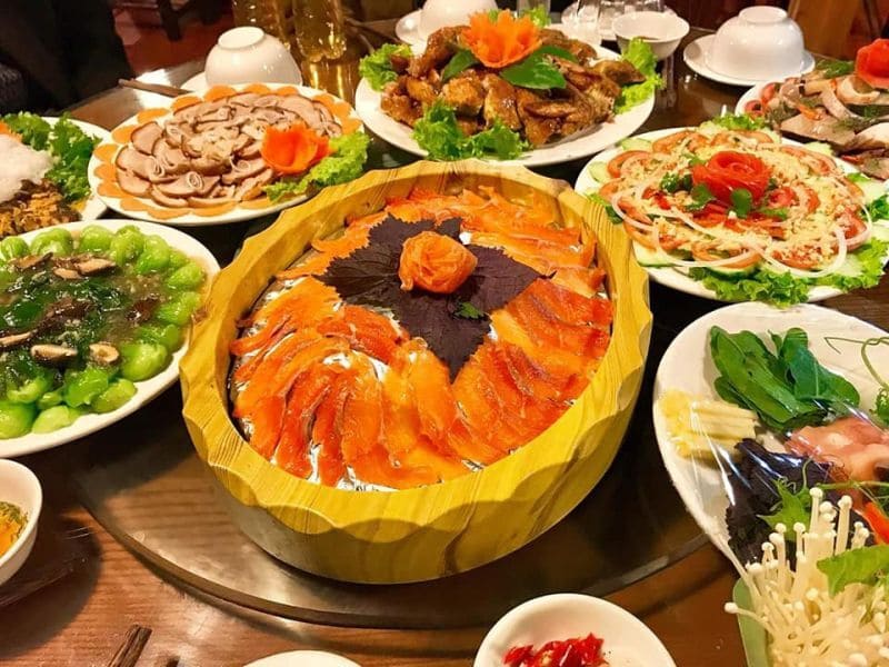 Sapa Salmon Sashimi