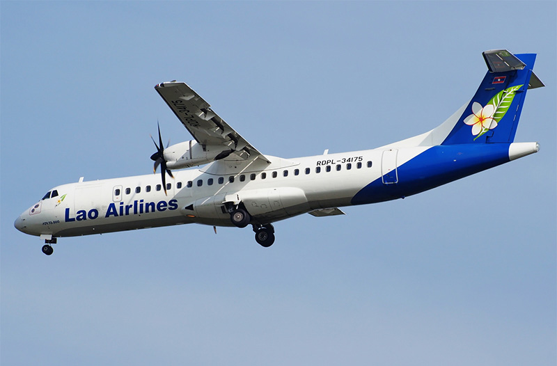 llegar a laos en avión