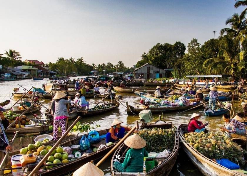 Cai Rang Floating Market