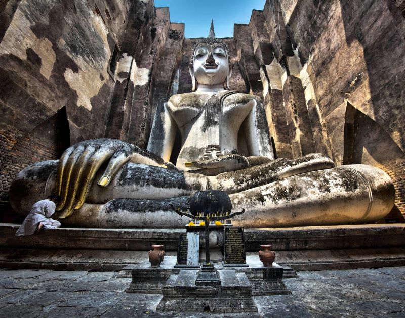 Ancient Buddha Statue at Wat Si Chum