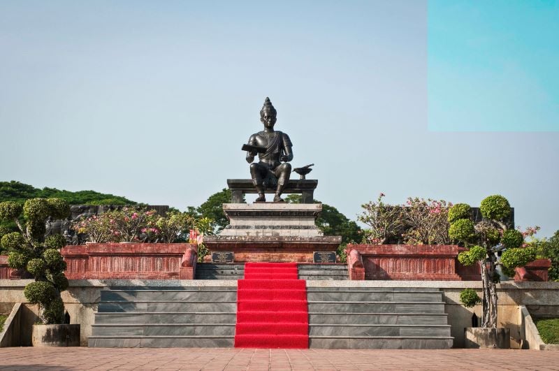 King Ramkhamhaeng Monument, a tribute to the historical greatness of Sukhothai