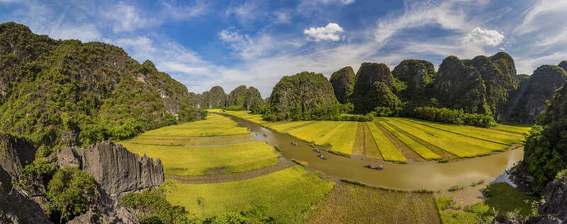 How can land Halong Bay be combined with sea Halong Bay?