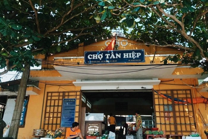 Tân Hiệp market