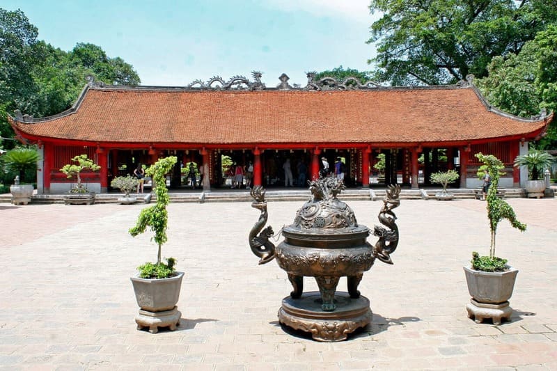 templo de la literatura gran casa