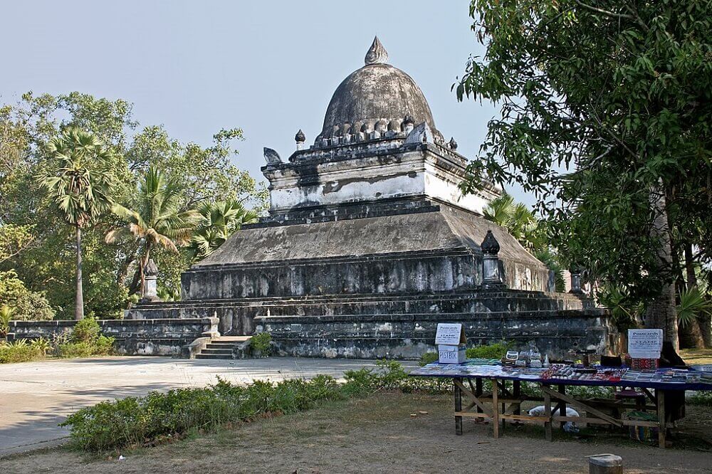 templos de laos wat wisunarat