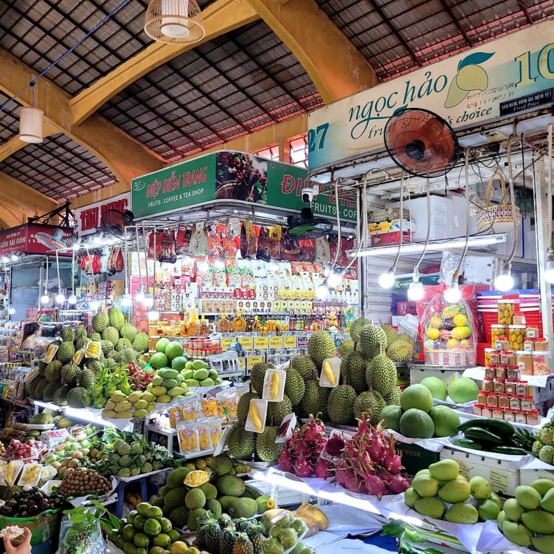 The fruit stalls at Ben Thanh Market