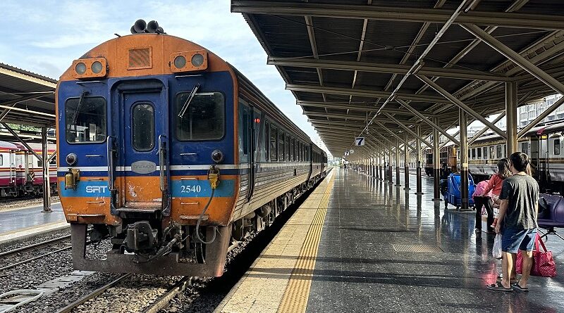 tren tailandia