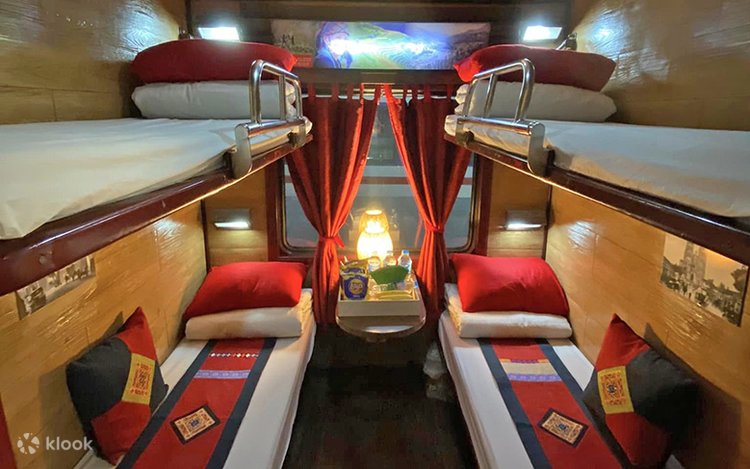 hanoi hue train
