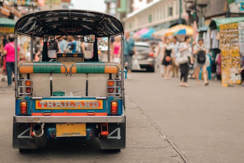 How much does a Tuk Tuk cost for a ride?