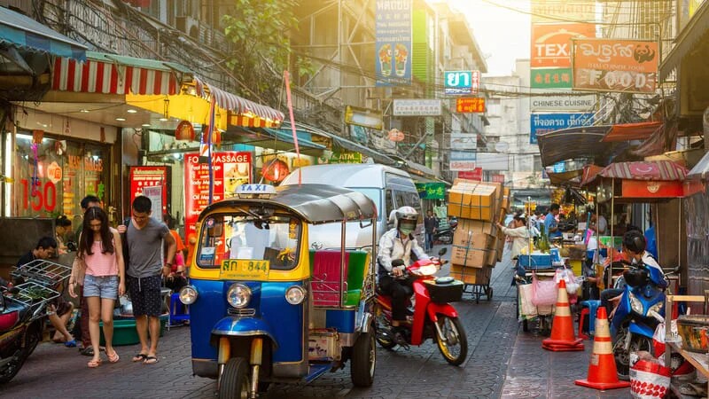 Tuk tuk, Thailand's iconic means of transport