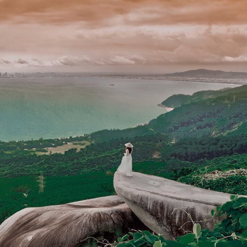Turtle Rock offers panoramic views of Da Nang and Son Tra Peninsula