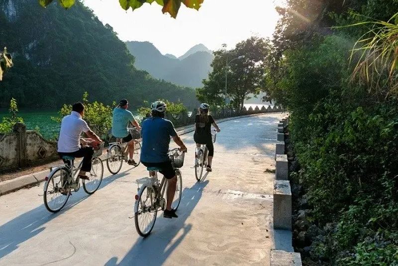 vietnam en bicicleta - cat ba