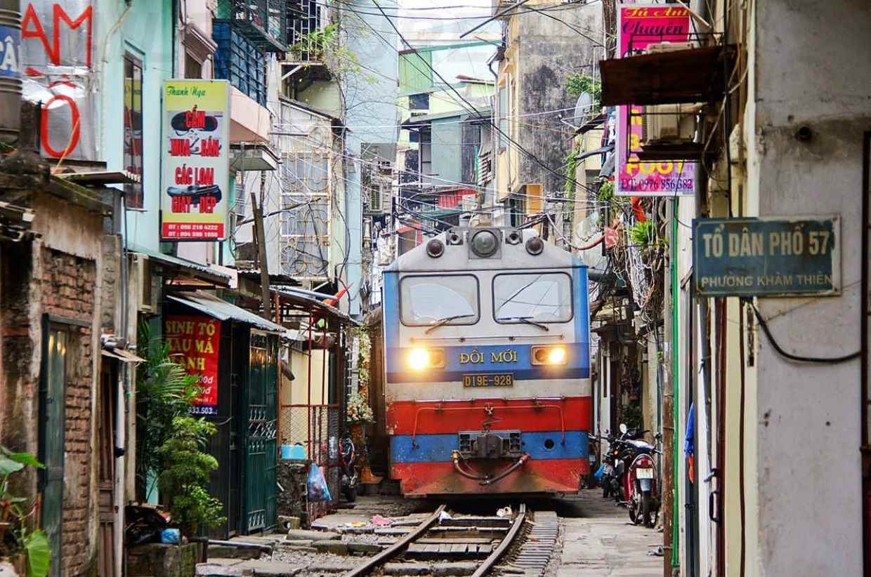 calle del tren de vietnam