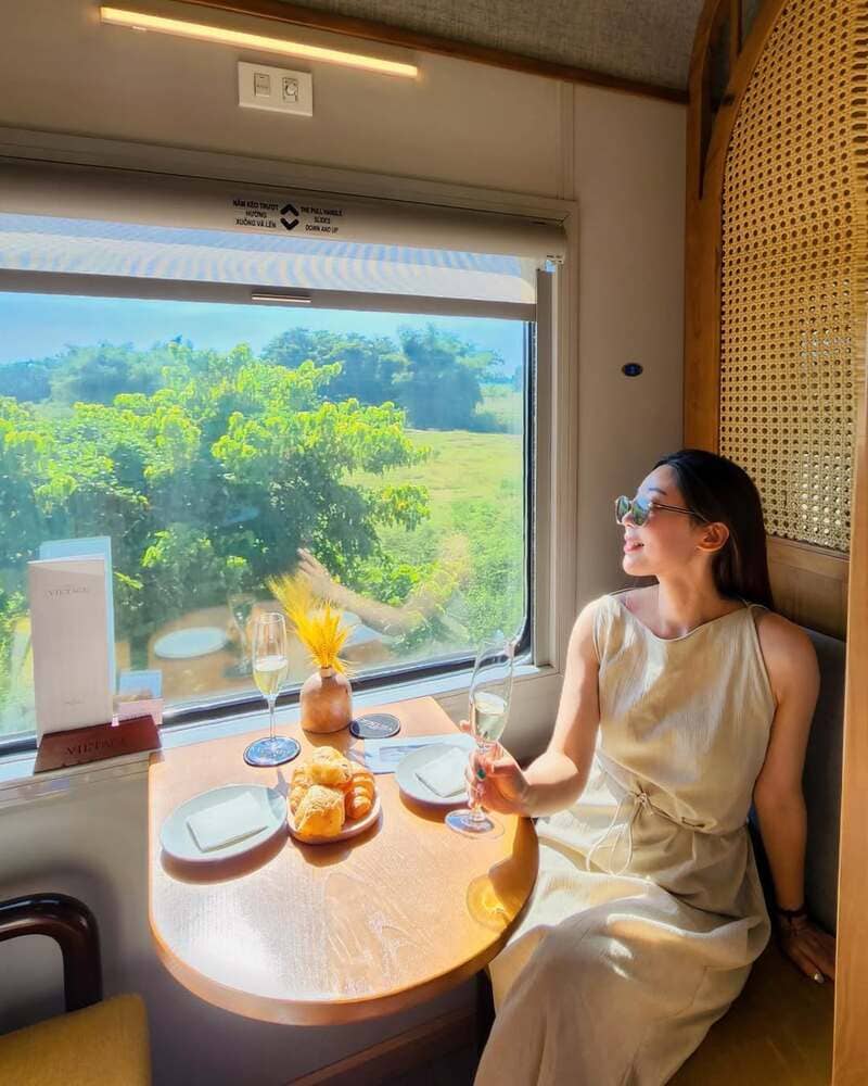 vietnam luxury trains