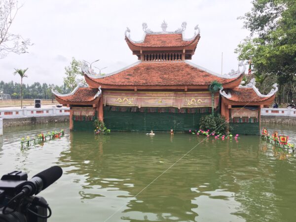 vietnam water puppet stage