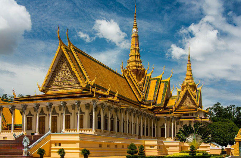 The Royal Palace in Phnom Penh - Loïc Vendrame