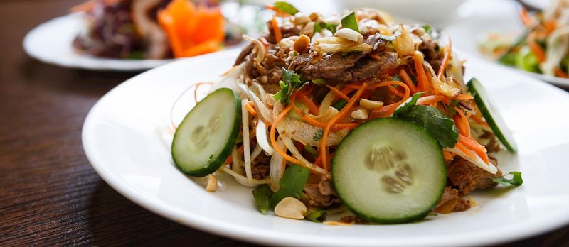 Beef salad (Gỏi/nộm bò)