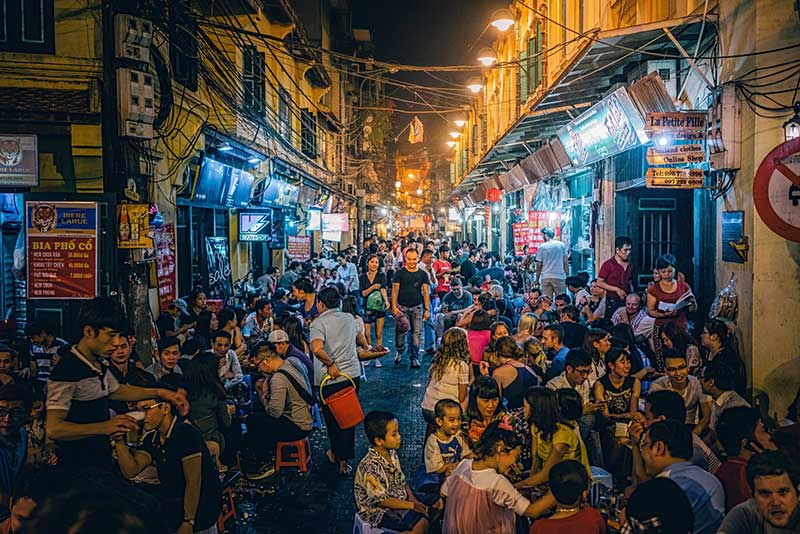 Ta Hien Street, Hanoi's liveliest beer street