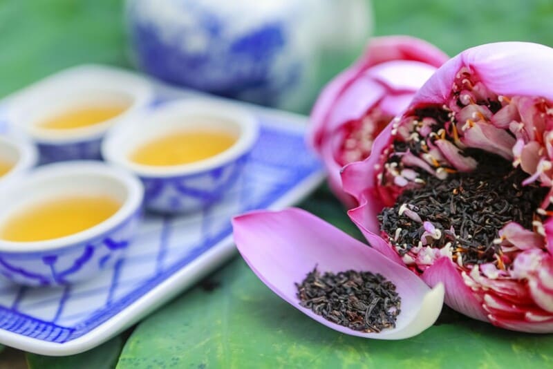 Lotus tea is quite popular in Tay Ho, the capital of Hanoi