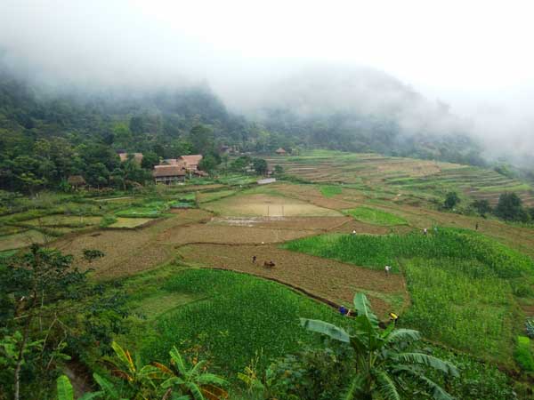 pueblo en pu luong