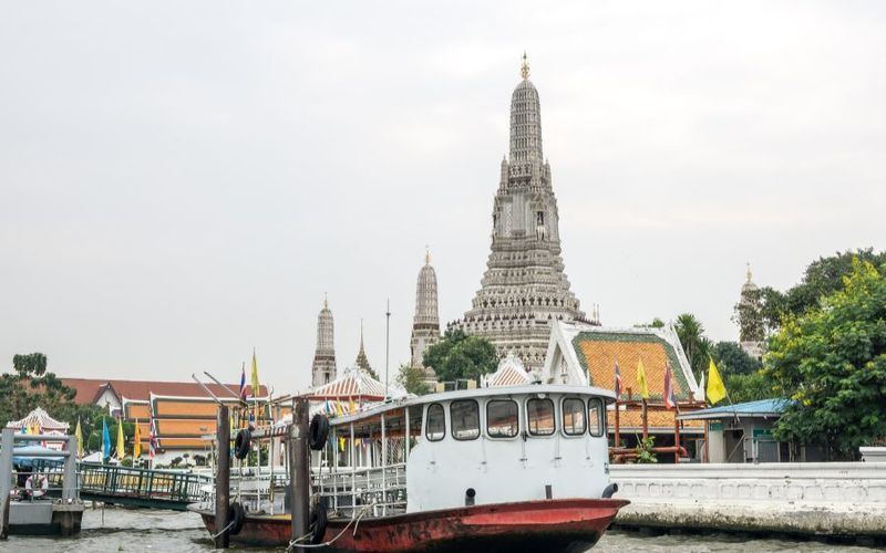 wat arun - barco