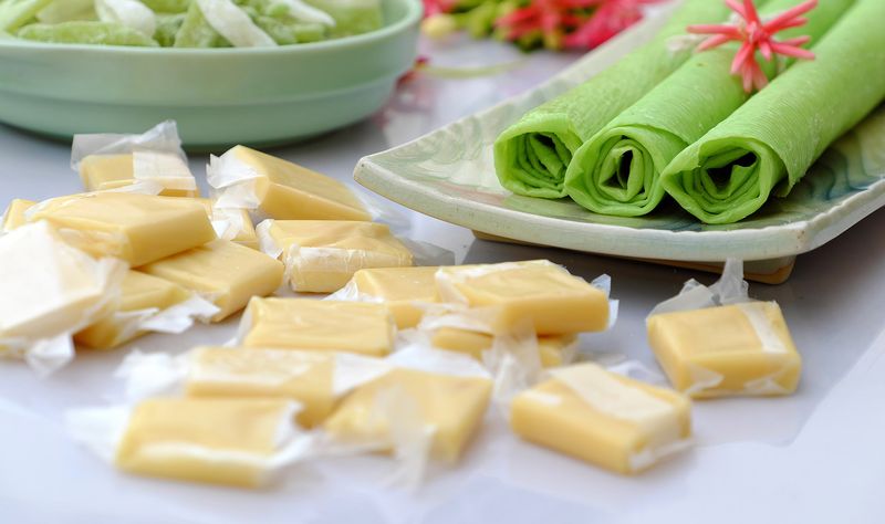 The traditional Vietnamese coconut candy