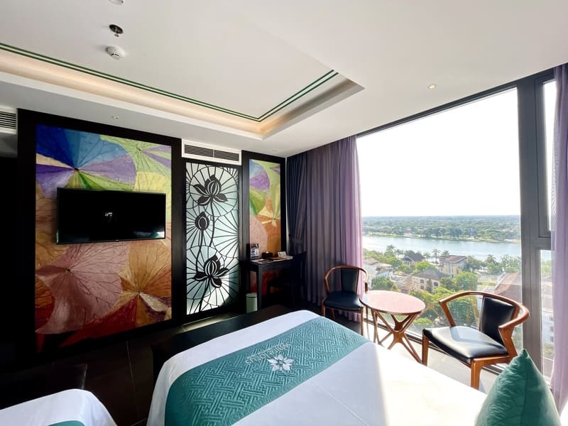 hotel white lotus en hue